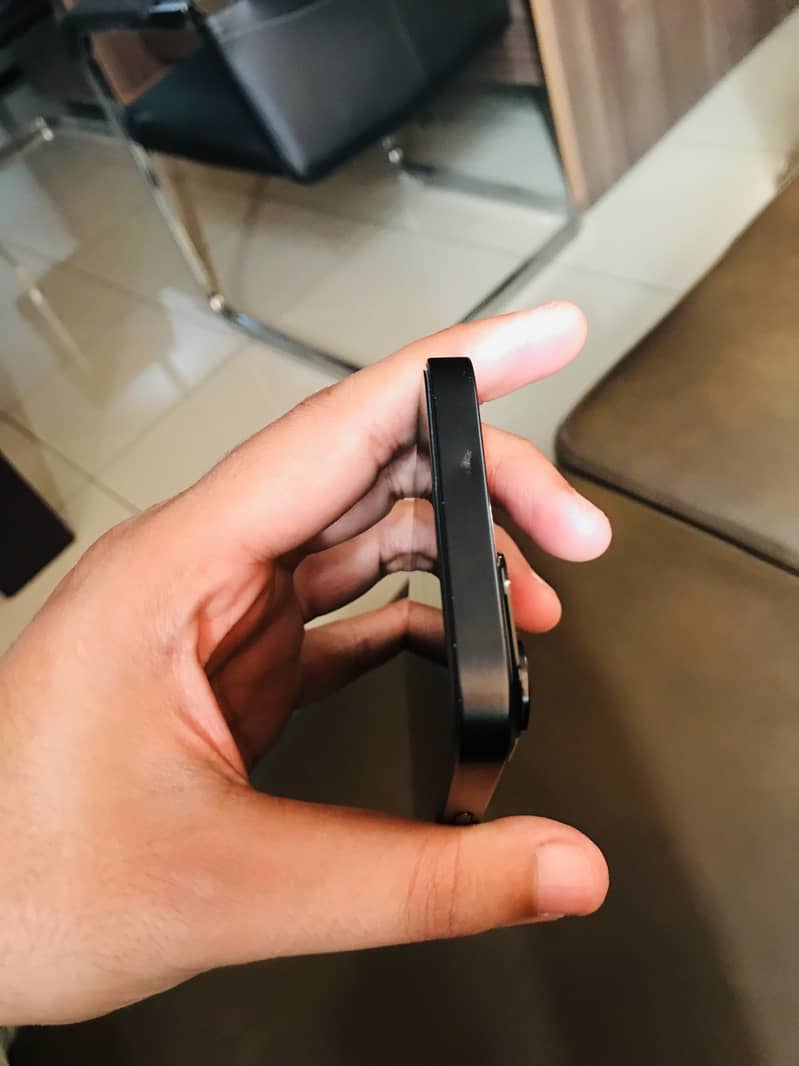Apple iPhone 14 6