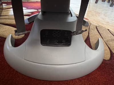 Mastela 4-in-1 Baby Bassinet and Electric Swing - Excellent condition.