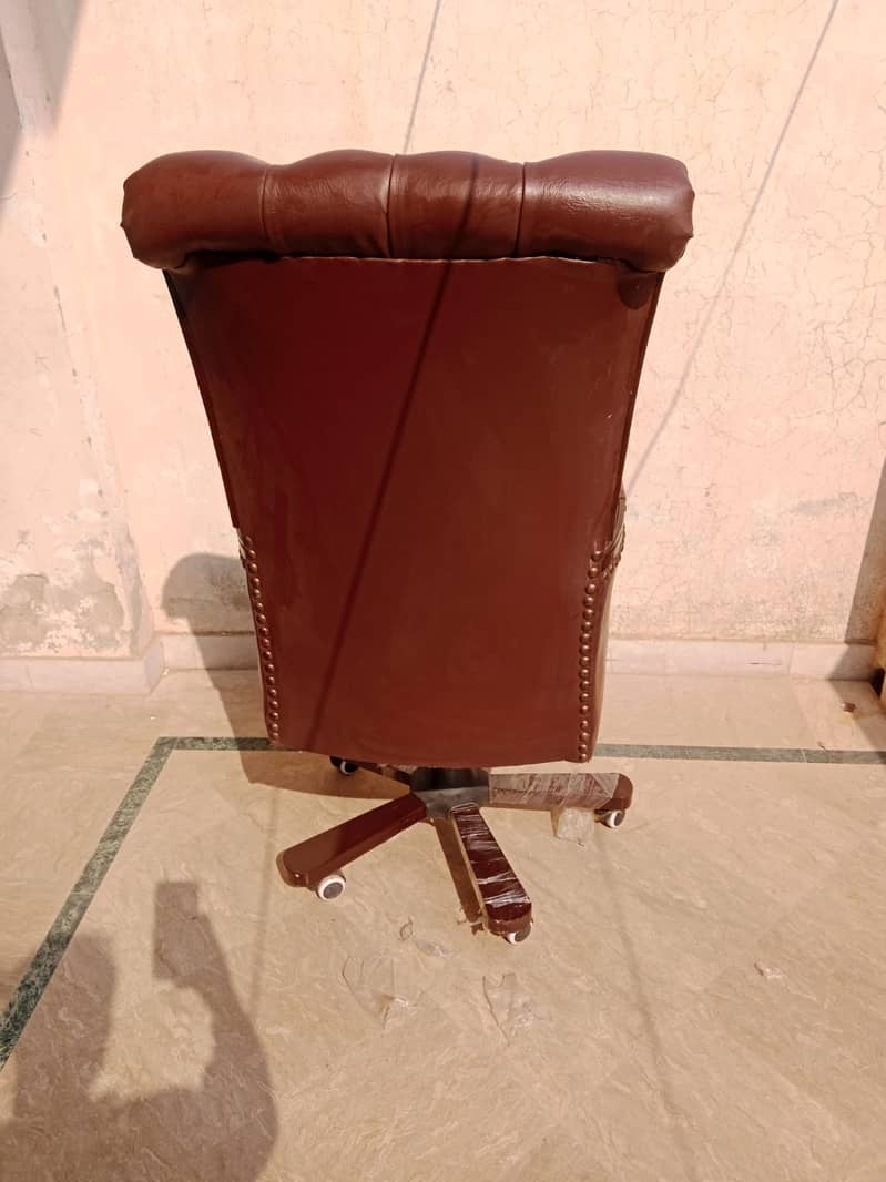 Executive Chair New 5