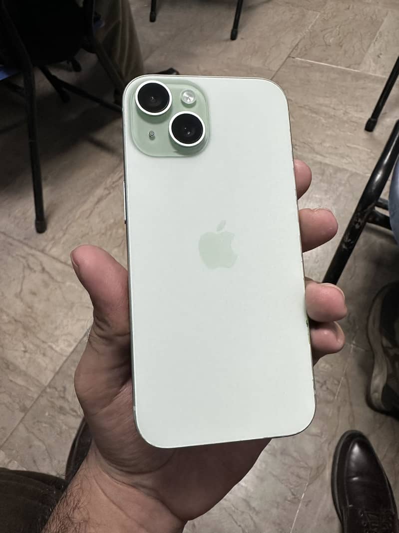 Apple iPhone 15 0