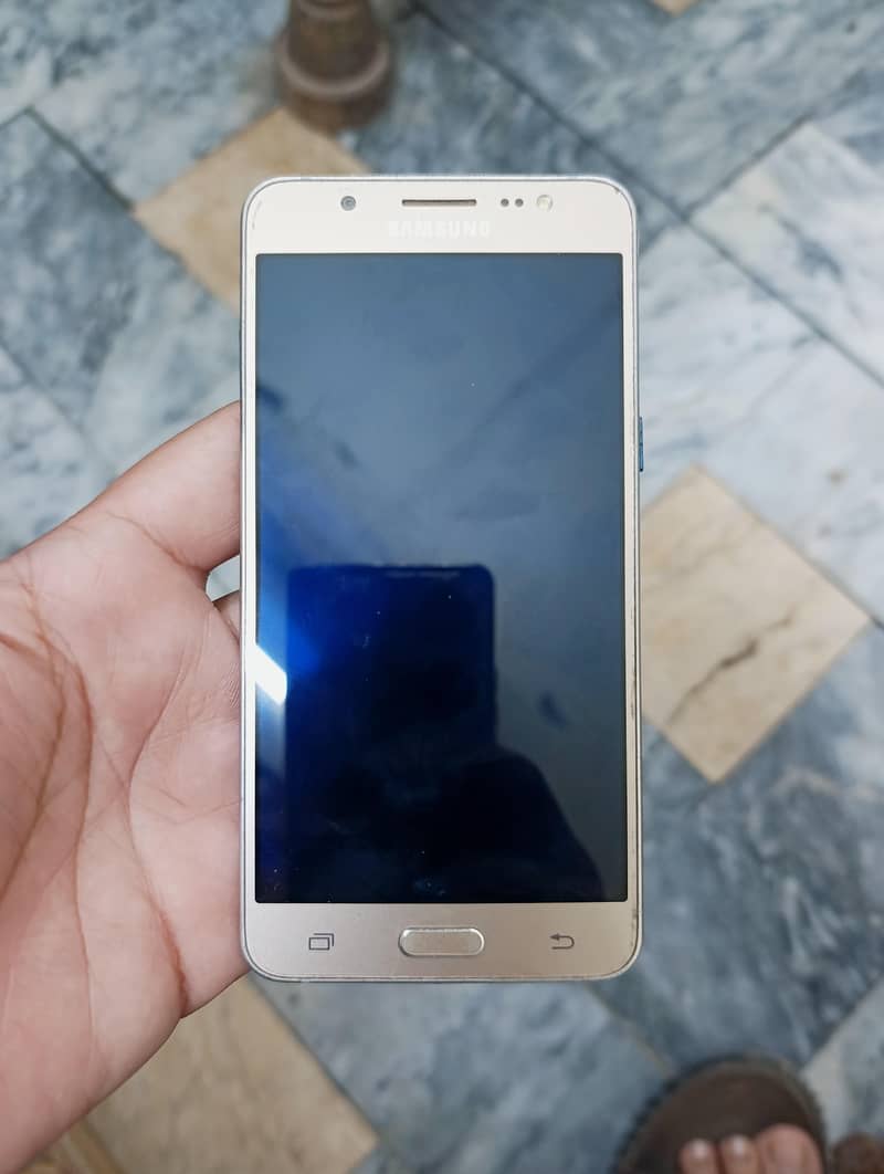 Samsung Mobile J5 2