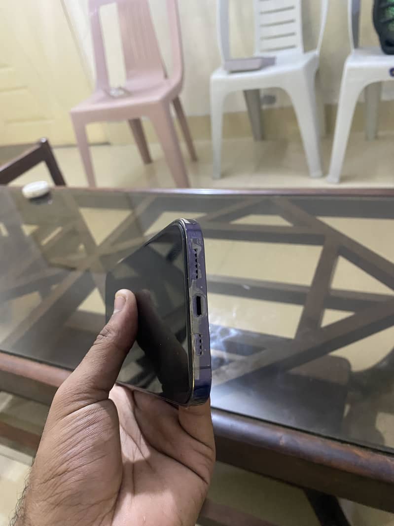 Apple iPhone 14 Pro Max 1