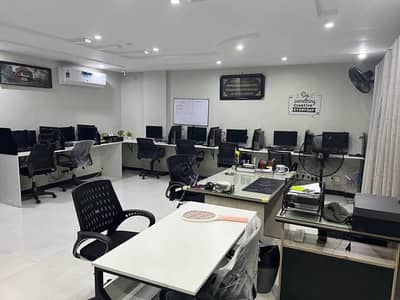 Furnished office for rent in johar town For Call centre + Software house and other companies setup