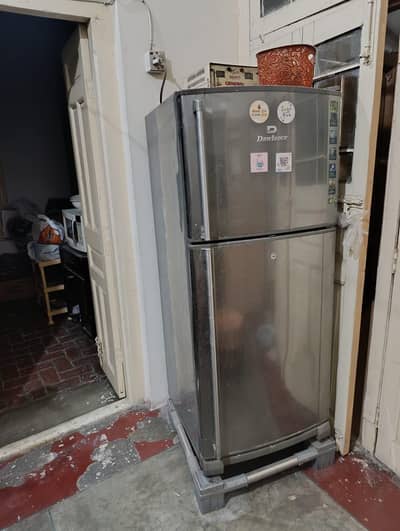 Dawlance fridge for sale 12 cubic size
