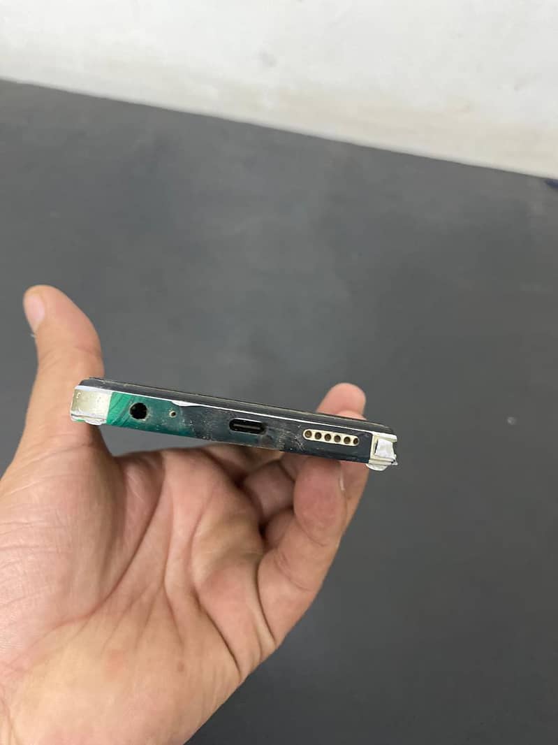 Tecno Spark Go 1
