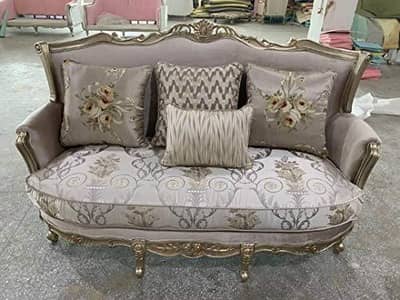 sofa in good condition