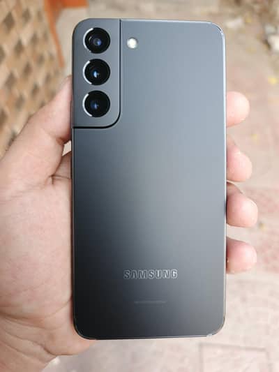 Samsung Mobile S22