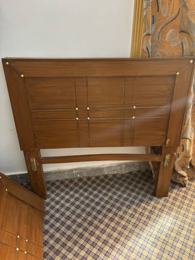 Single bed for sale