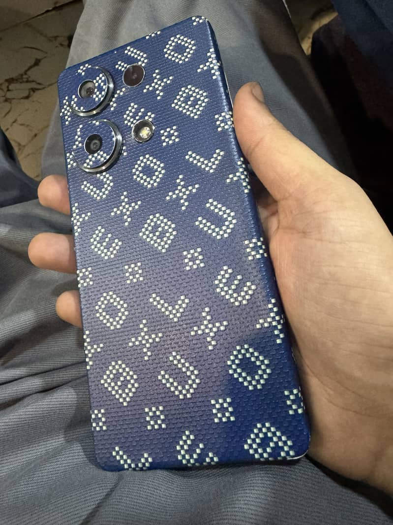 Xiaomi Redmi Note 13 Pro 0