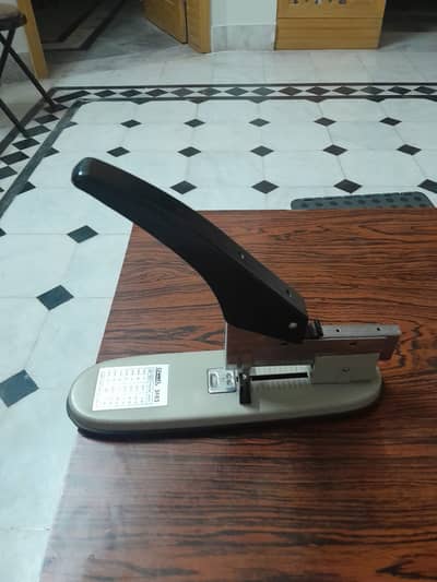 Heavy duty stapler for sale