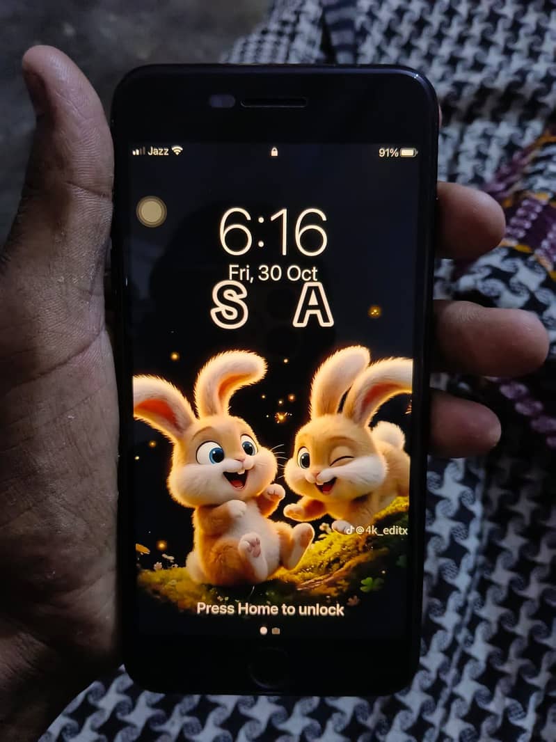 Apple iPhone 7 Plus 1