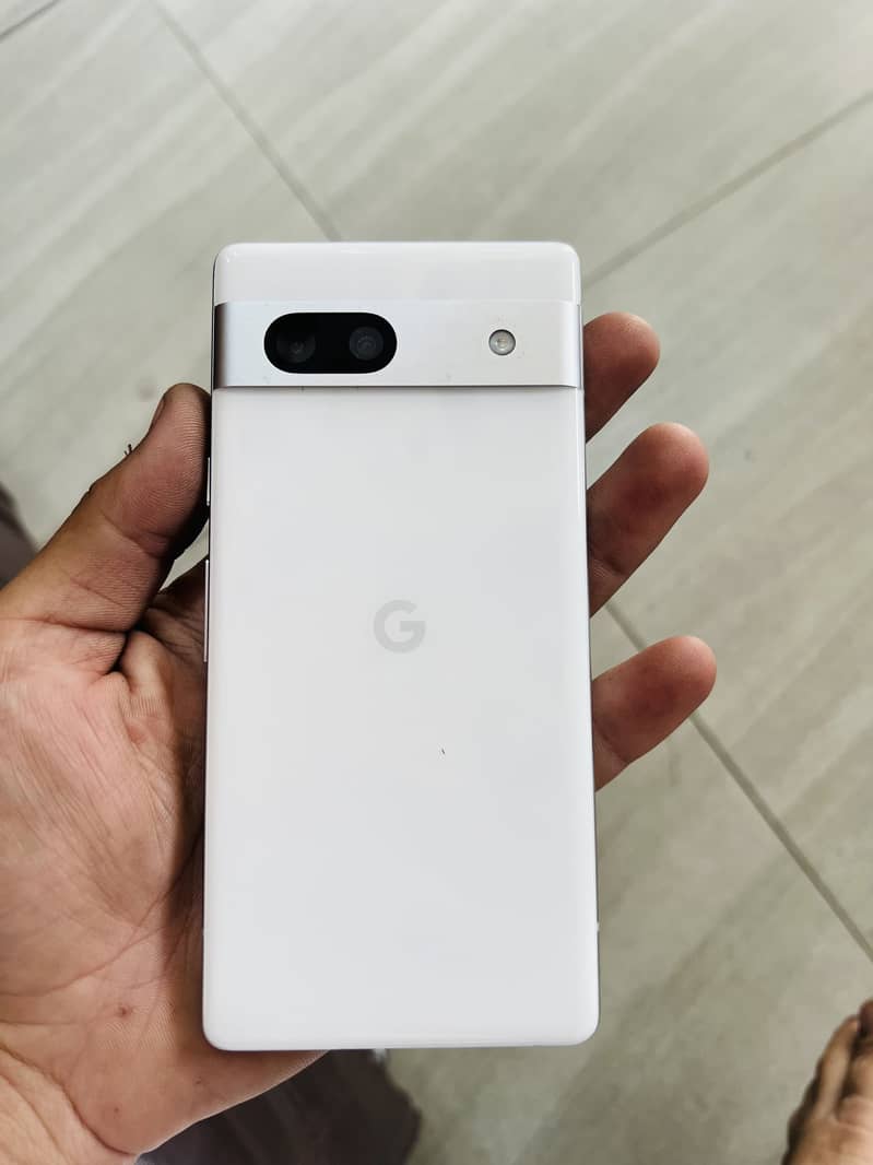 Google Pixel 7a 1