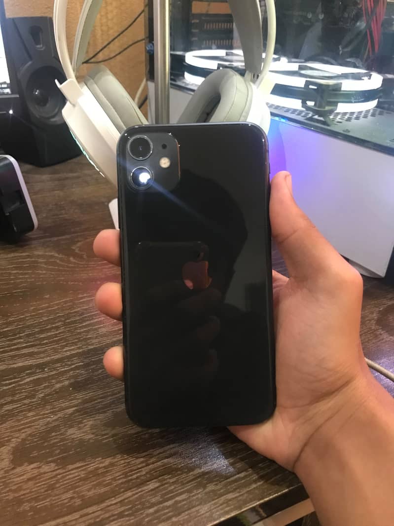 Apple iPhone 11 1