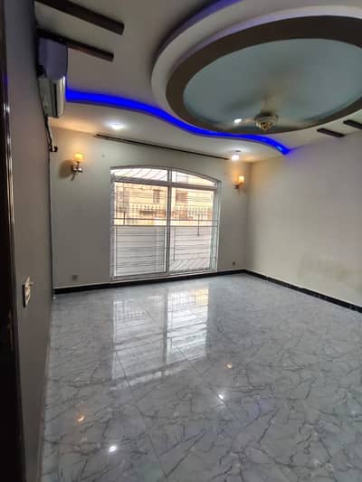 **1 KANAL HOUSE AVAILABLE FOR RENT** Location:** DHA Phase 8, Ex Park View Lahore