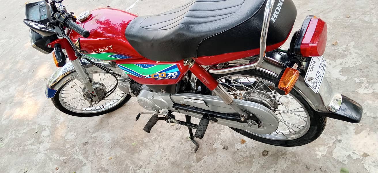 Honda CD70 0