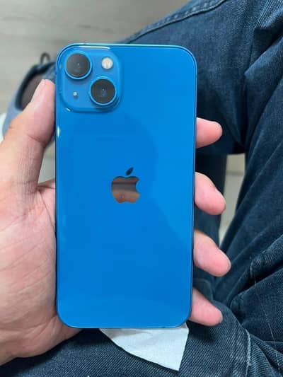 Apple iPhone 13
