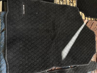 Toyota sienta original carpet mats