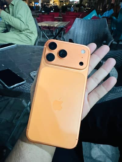 I phone 17 pro max