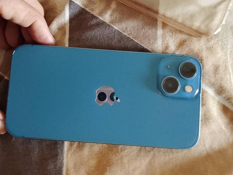 Apple iPhone 13 1