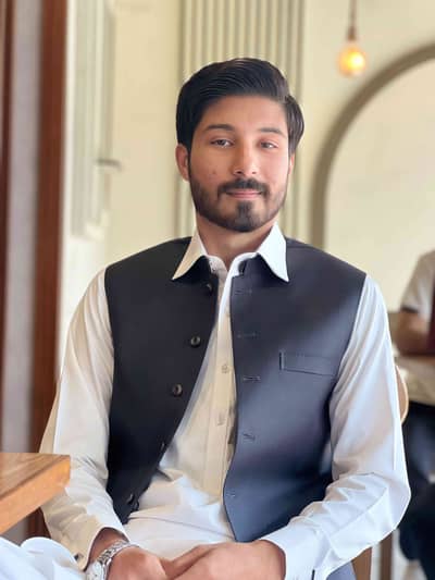 SANAN KHAN 