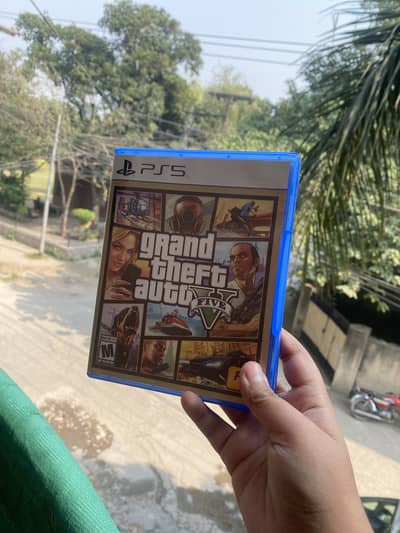 Like a new  Gta 5  cd