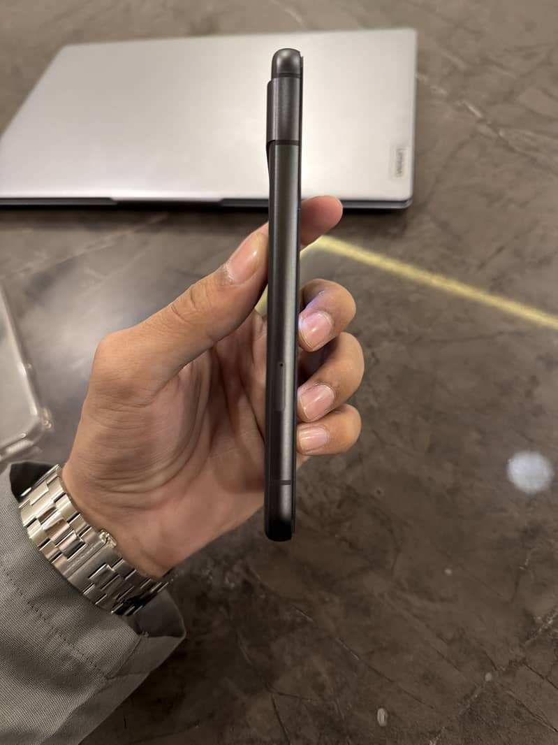 Google Pixel 8a 3