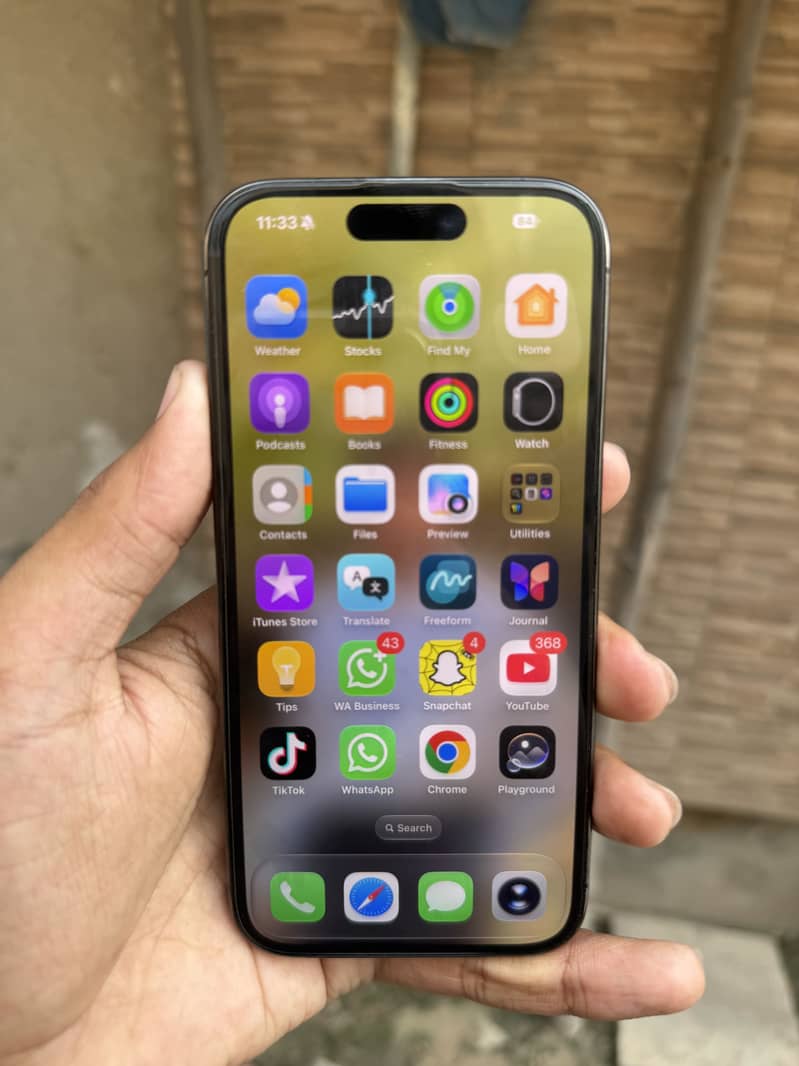 Apple iPhone 15 Pro 6