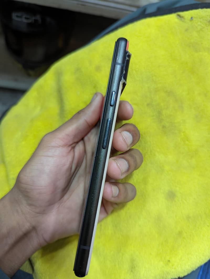 Google Pixel 6 4