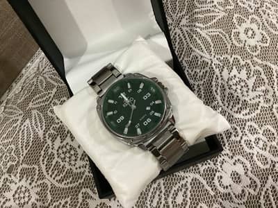 OLIVE AND SILVER MEN’S WATCH