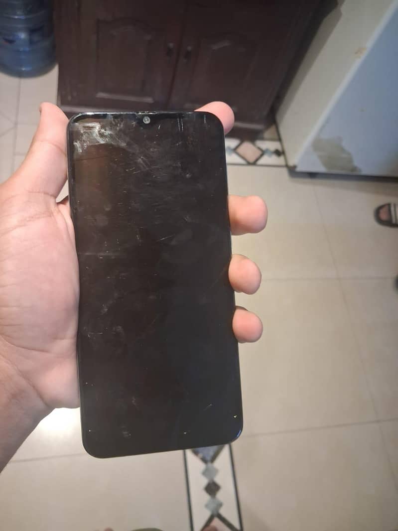 Samsung Mobile A30 1