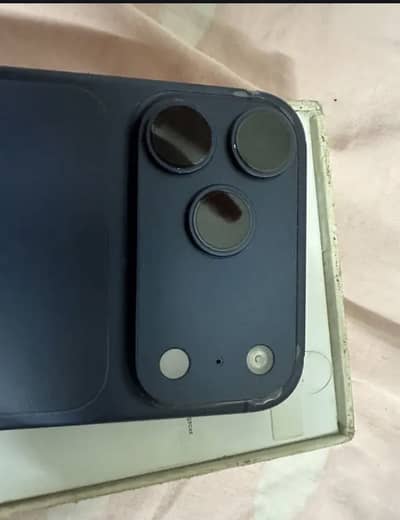 Apple iPhone 17 Pro Max pta