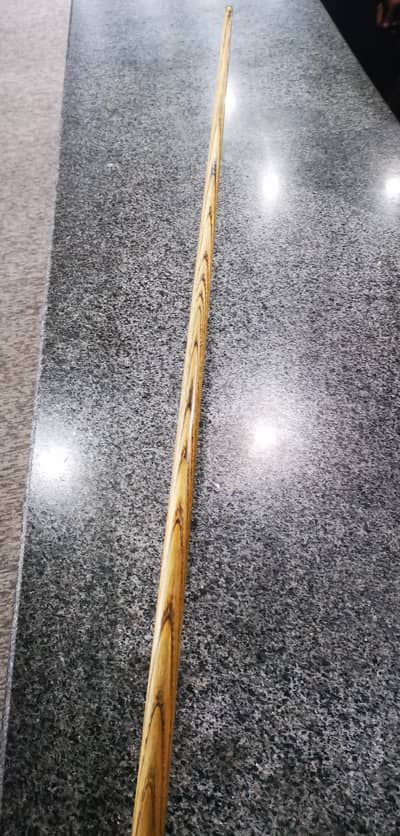 raja Ahsan cue
