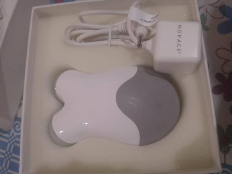 facial massager machine 0
