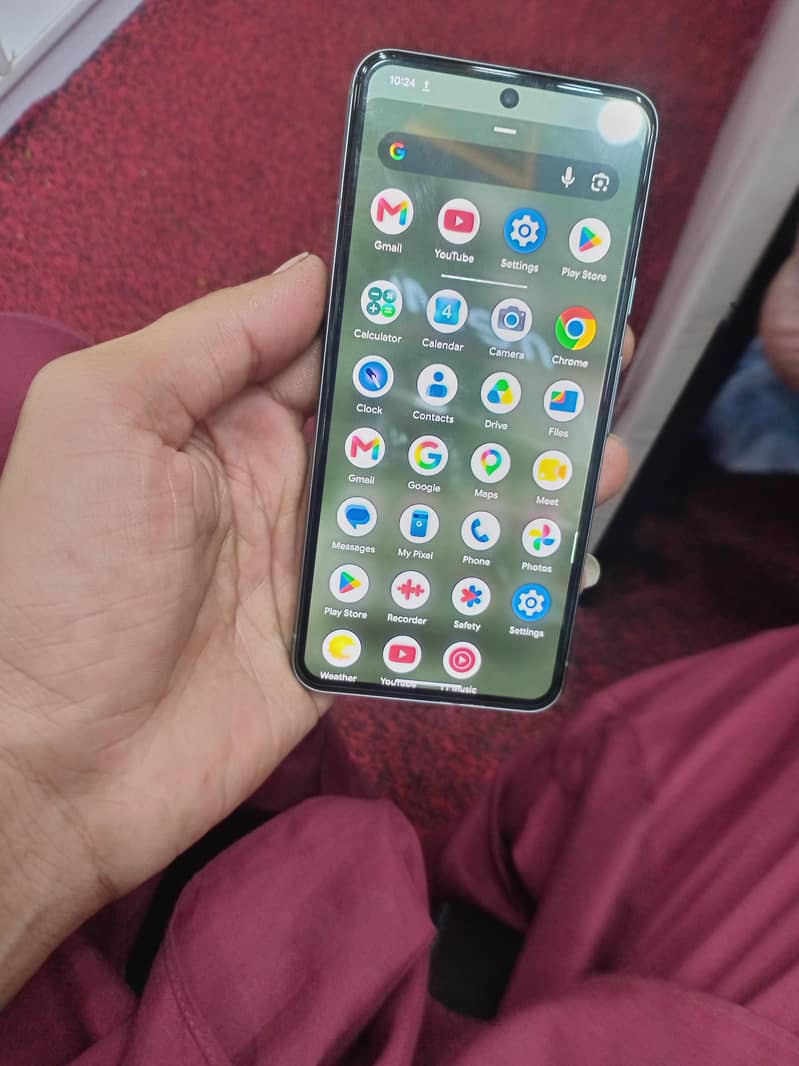 Google Pixel 8 2