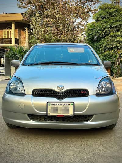 Toyota Vitz 2001