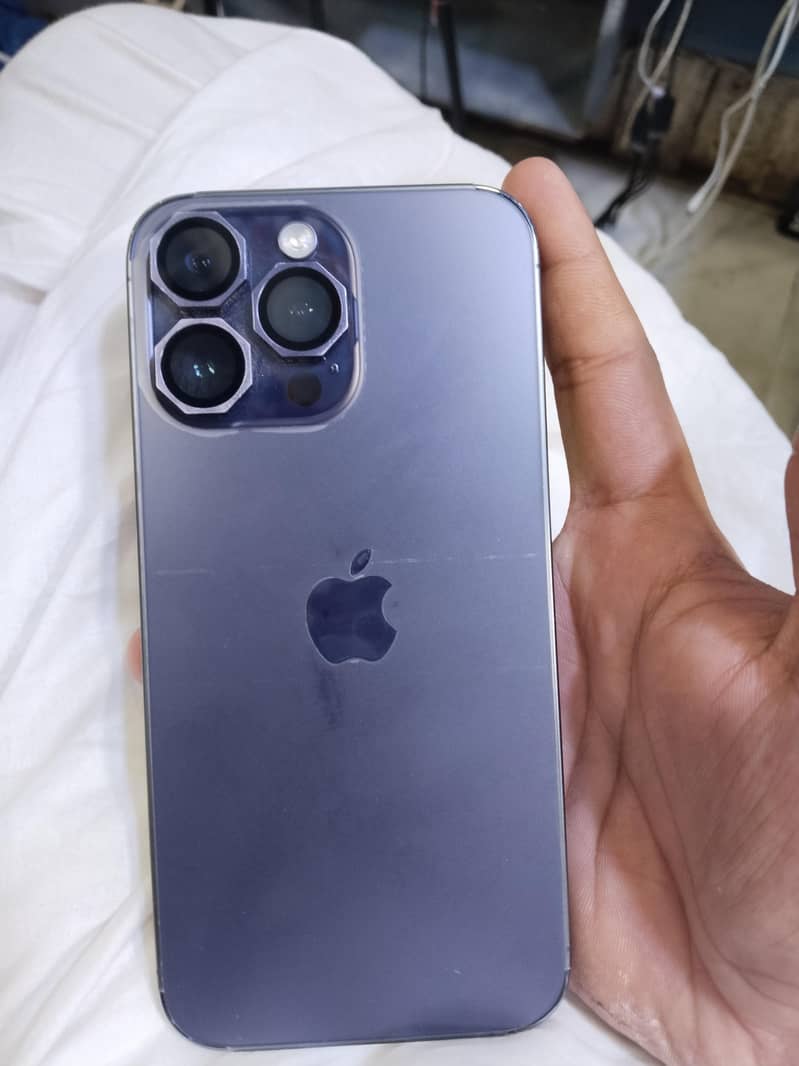 Apple iPhone 14 Pro Max 9