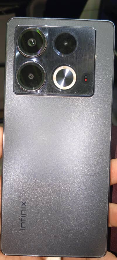 Infinix Note 40