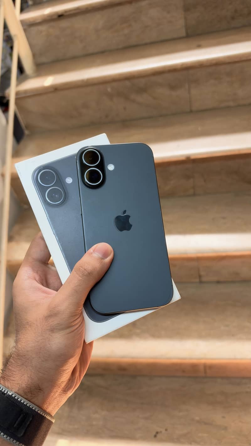 iPhone 17 0