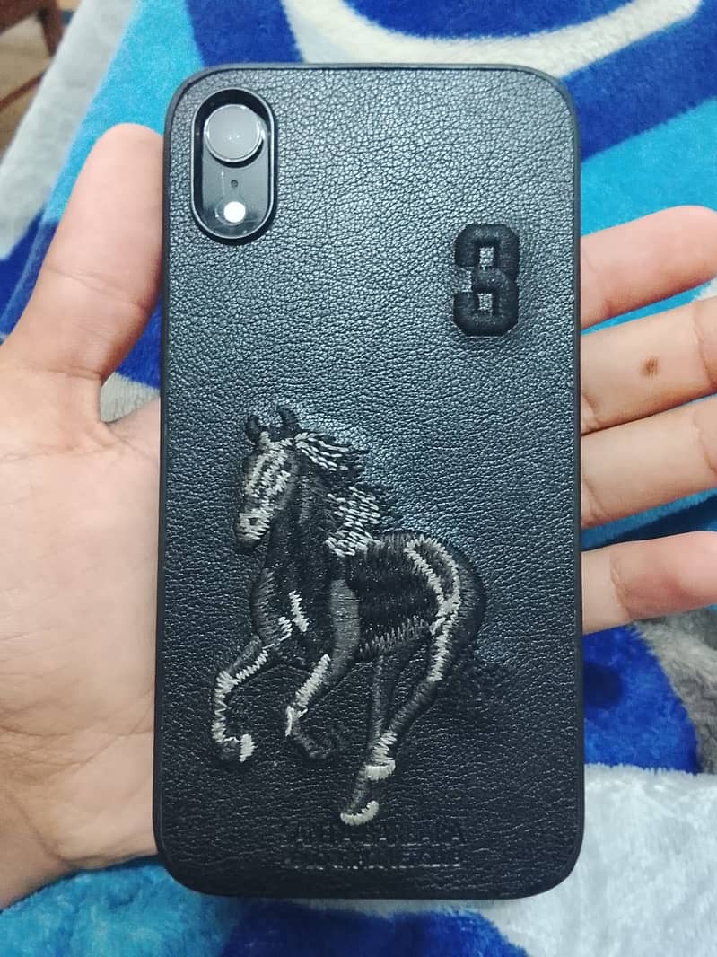 Apple iPhone XR 1
