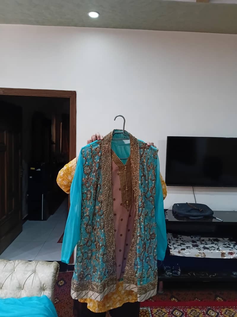 dresses 0