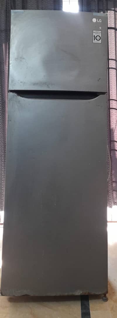 LG Refrigetator (No any repair ever, Gas end pr ha)