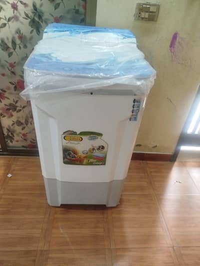 Asia washing machine excellent condition only 1 month use looklike new