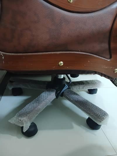 Revolving office chair full size (quaintity 2)