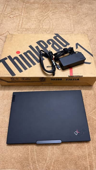 Lenovo X1 Carbon | Latest Model | Ultra 7 155H | 32GB RAM | 1TB HD