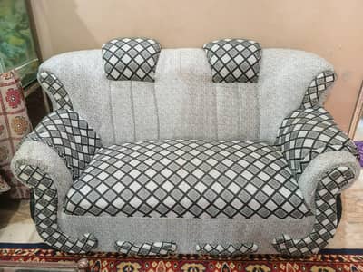 7 seater sofa in good condition