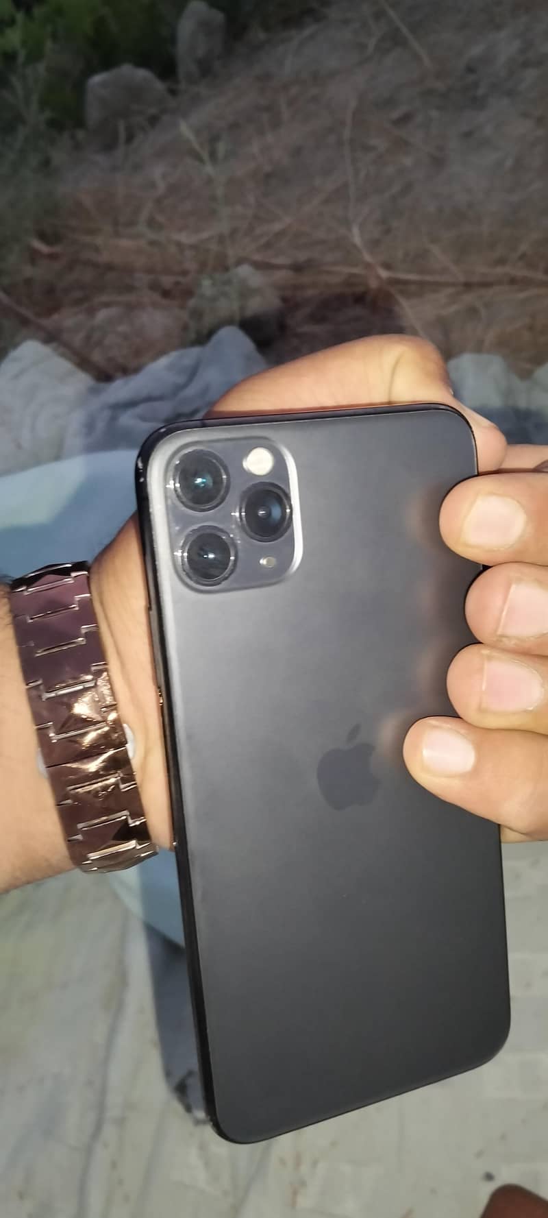 Apple iPhone 11 Pro Max 0