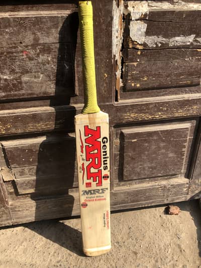 MRF BAT VK EDITION