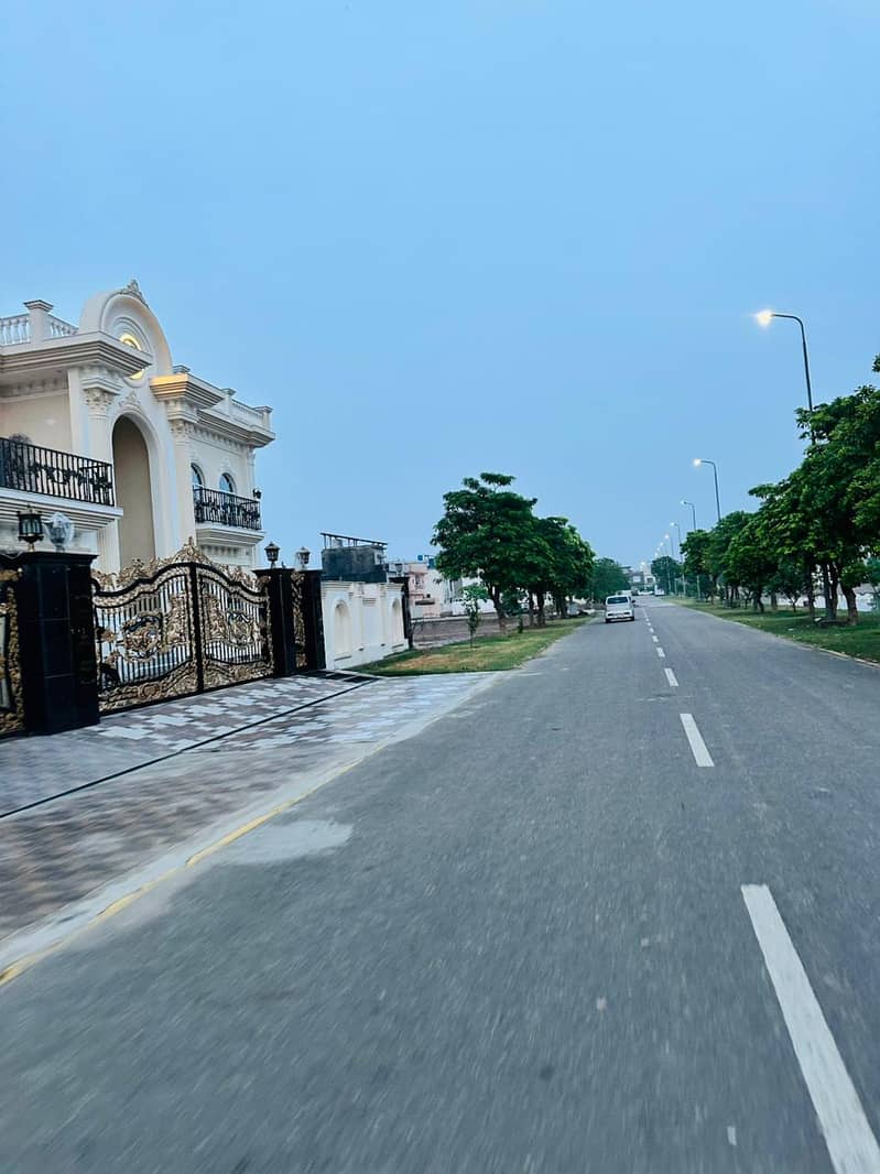 SILVER HOT LOCATION PLOT AVAILABLE INVESTOR RATE 9