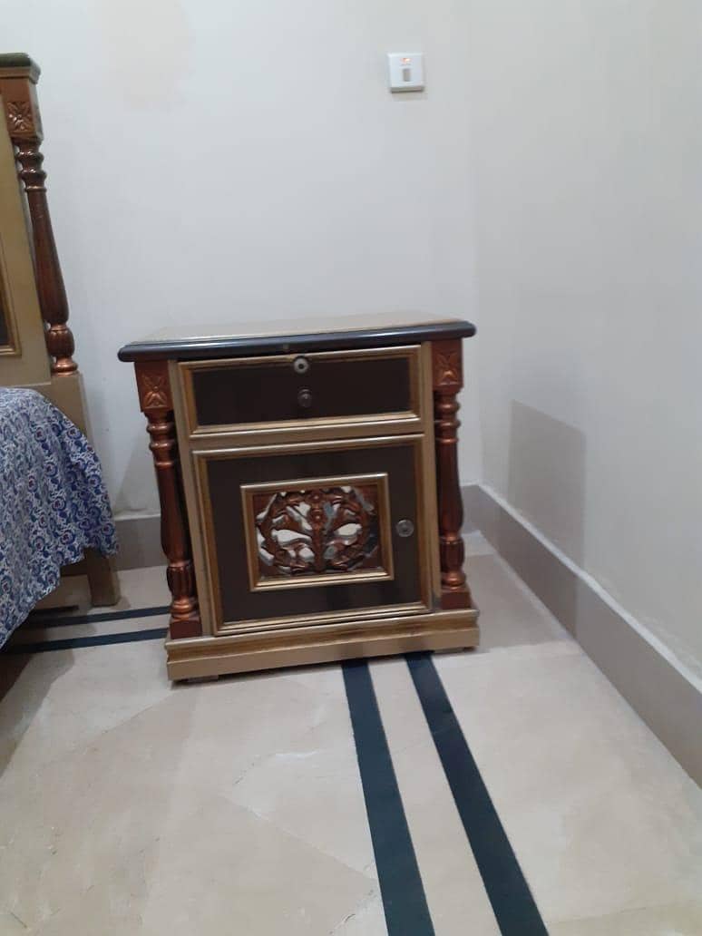 used bed set 1
