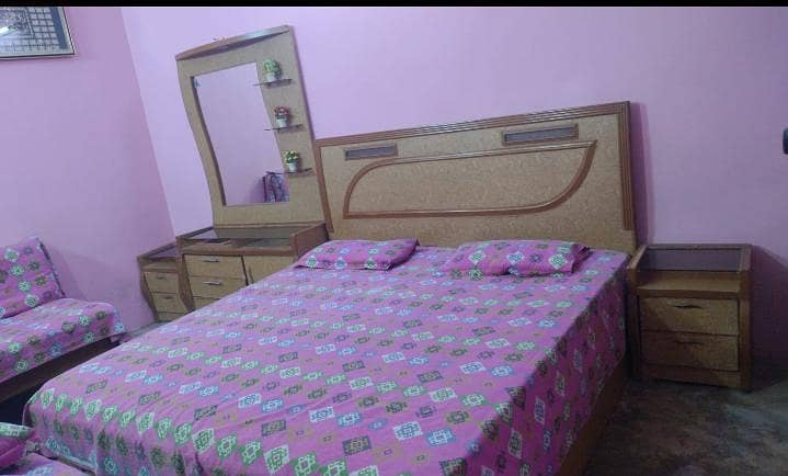 Double bed 0